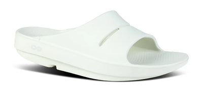 Sandalias Oofos OOahh Slide (1100-Gris cósmico)