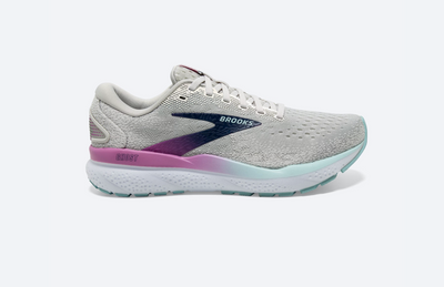 Brooks Ghost 16 para mujer: blanco, gris y azul (1204071B175)