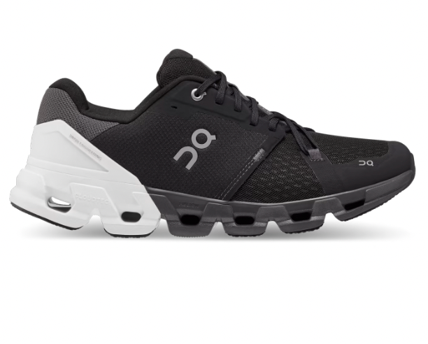 On Mens Cloudflyer 4 Wide- Black/White (81.98664)