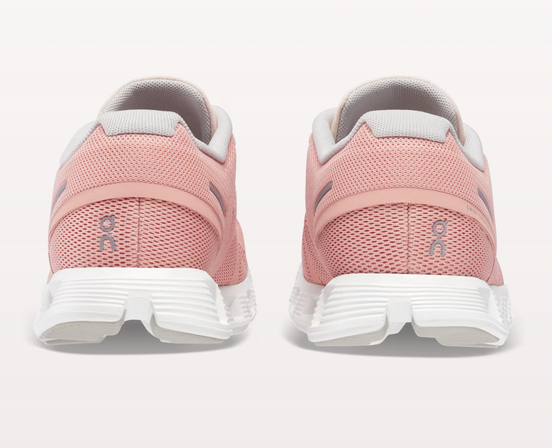 On Womens Cloud 5 - Rose/Shell (59.98556)