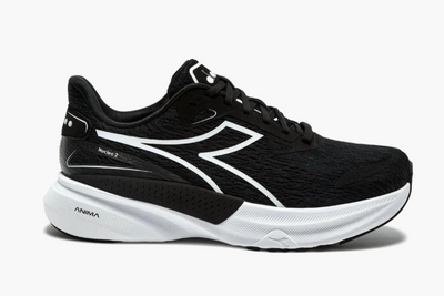 Diadora Womens Equipe Nucleo- Black/White (101.179095.C7406)