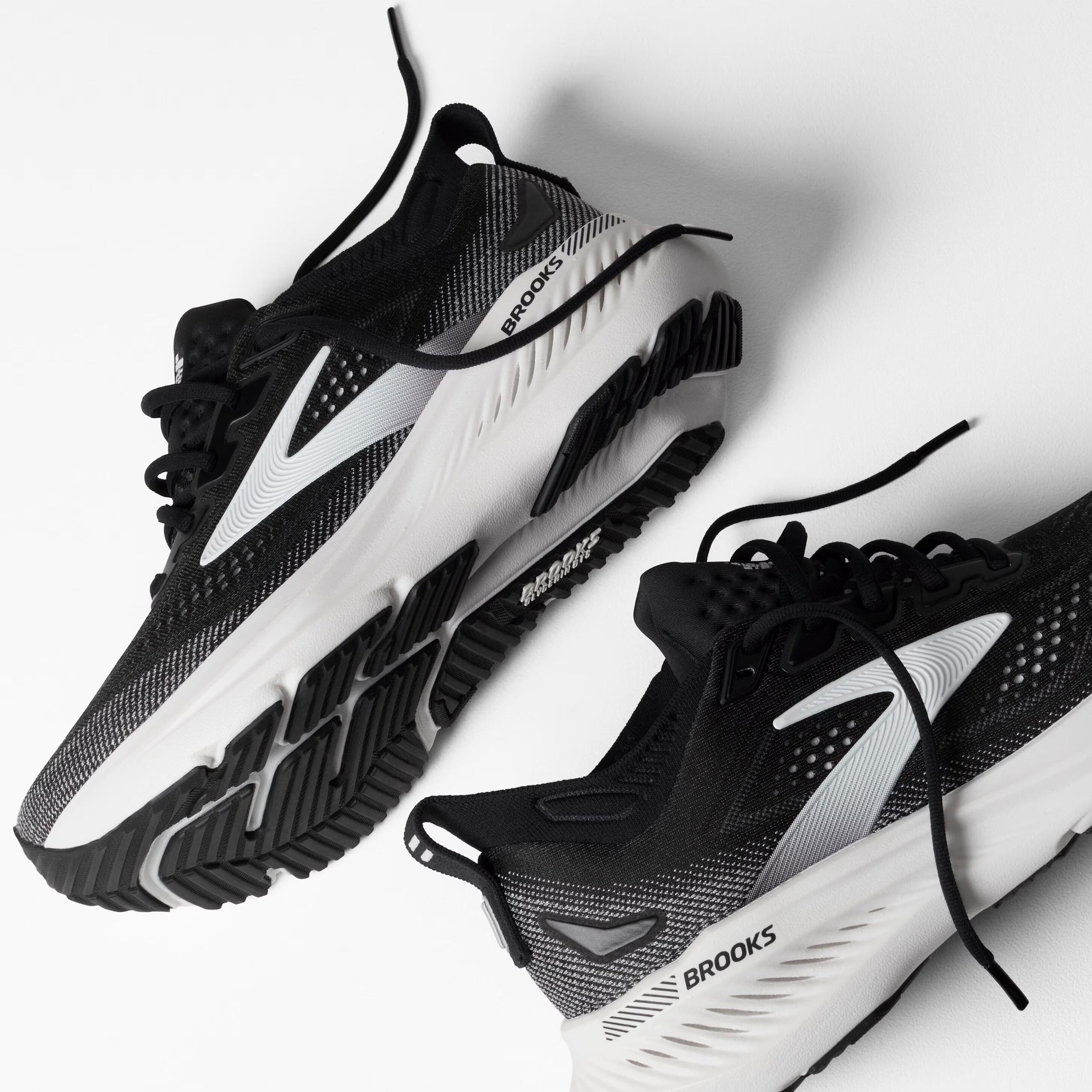 Men's Extra Wide Running and Walking Shoes