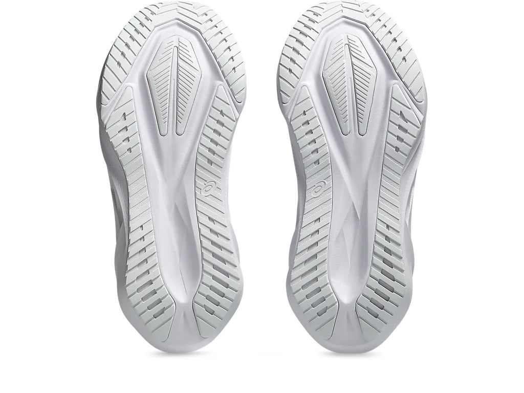 Women's Asics Novablast 5 - White/Piedmont Grey