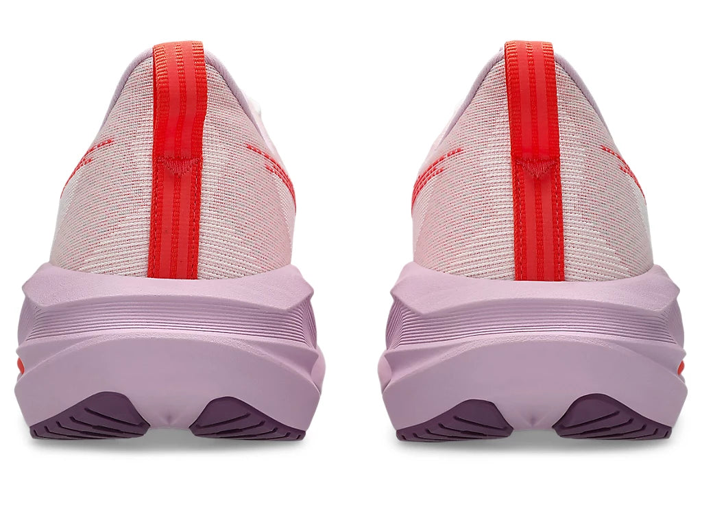 Women’s Asics Novablast 5 - White/Coral Reef