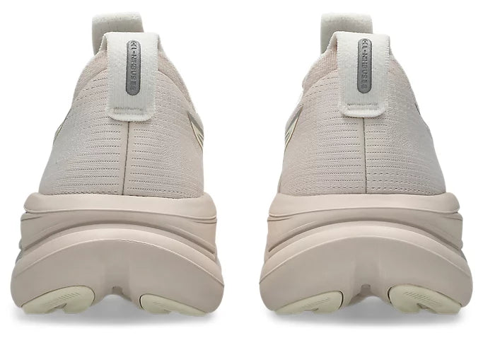 ASICS GEL-NIMBUS 28 para mujer - BEIGE MINERAL/CREMA