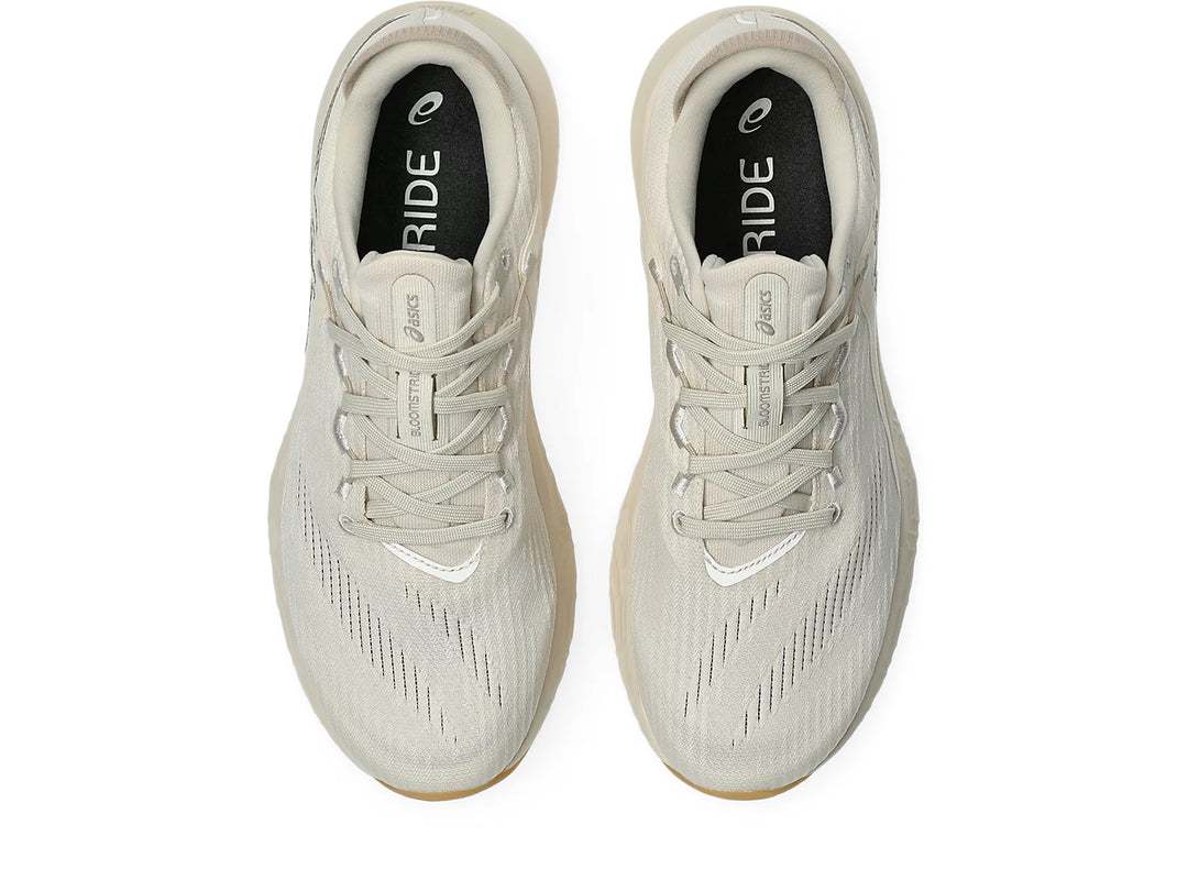 ASICS Women's BLOOMSTRIDE - OATMEAL/GREIGE