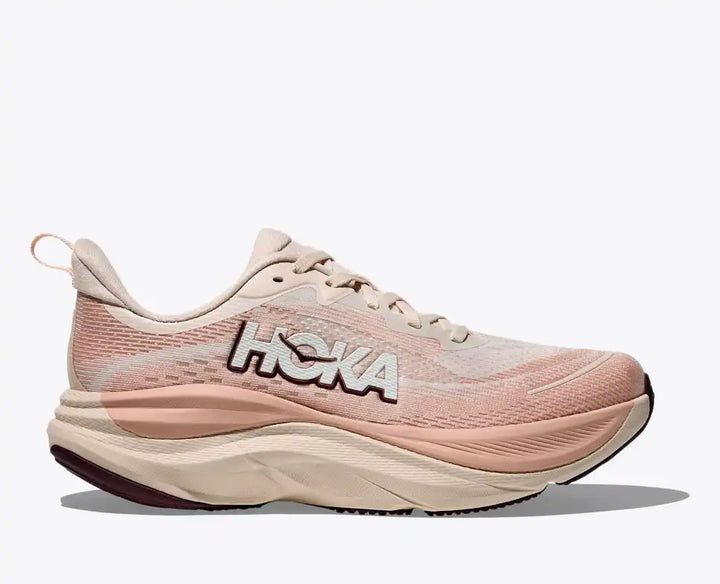 HOKA Skyflow para mujer - Crema rosa/Latte rosa (Ancho)