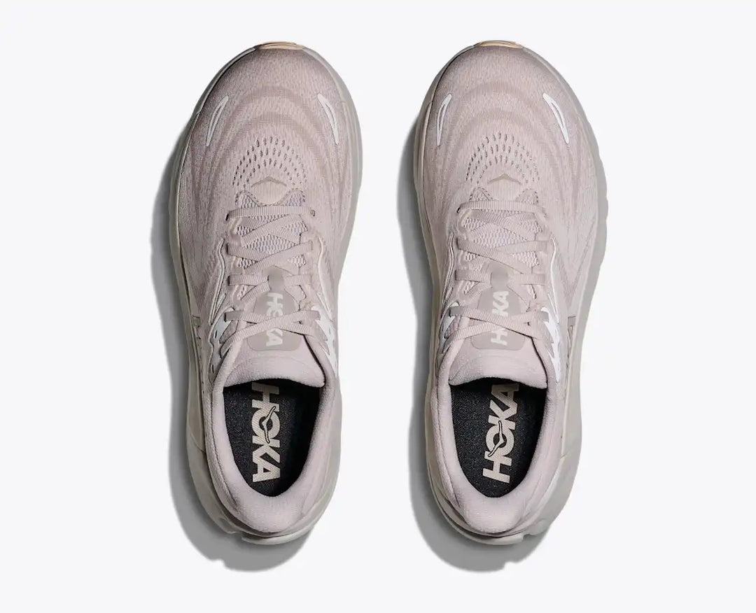 HOKA Arahi 8 para hombre - LECHA / MASILLA (Ancho)