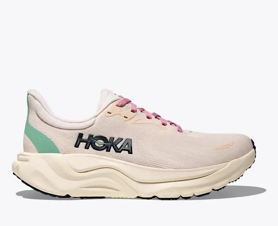 HOKA Arahi 8 para mujer - Crema rosa/alabastro (extra ancho)