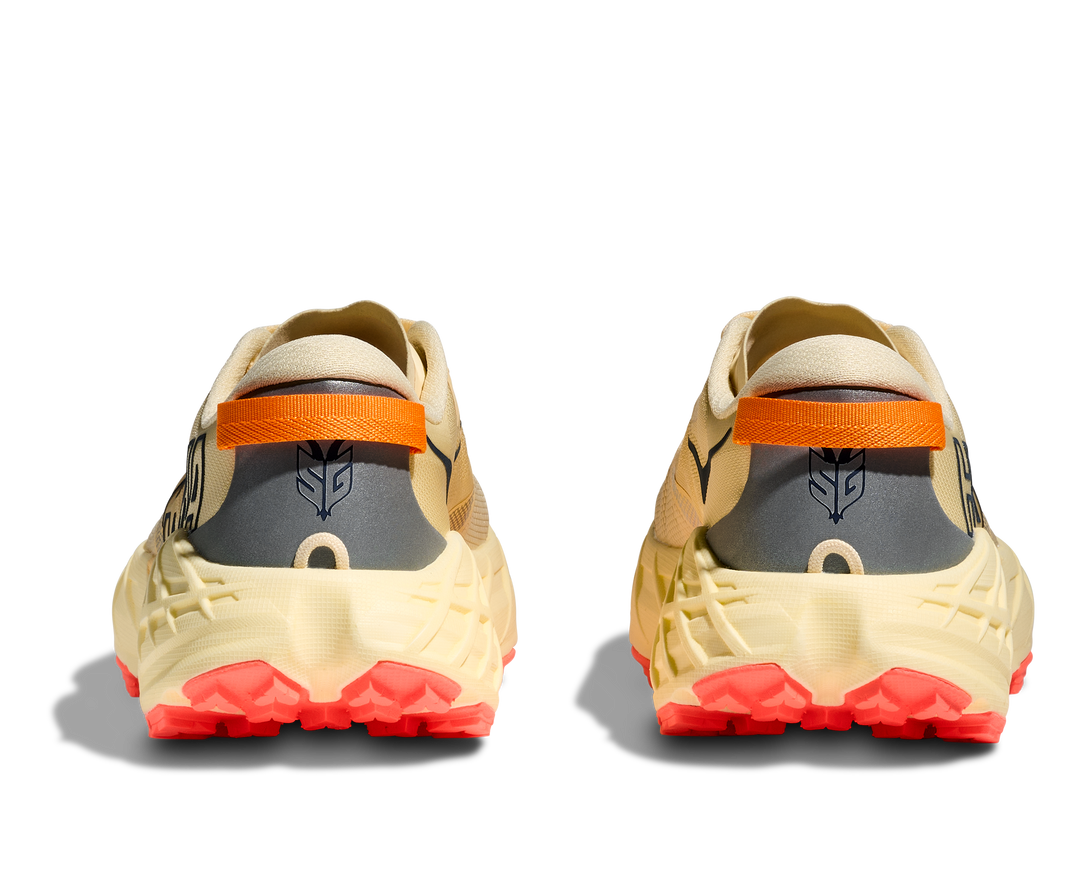 HOKA Speedgoat 7 para mujer - AMARILLO VINTAGE / LLAMA NEÓN