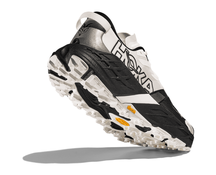 HOKA Men's Speedgoat 7 - BLACK / WHITE (Wide)
