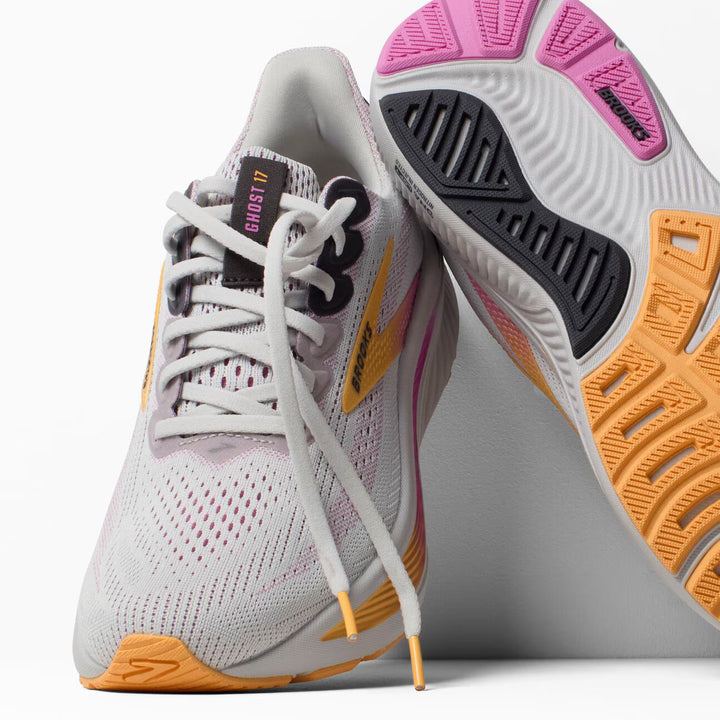 Brooks Ghost 17 (Ancho) para mujer - Oyster/Albaricoque/Rosa