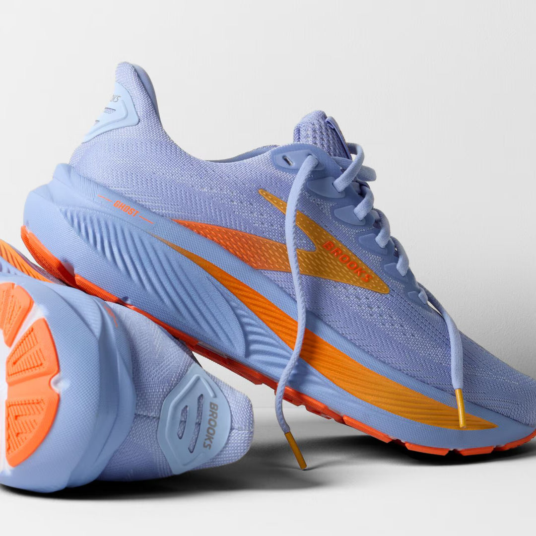 Brooks Ghost 17 para mujer - Azul garza/Blanco/Naranja