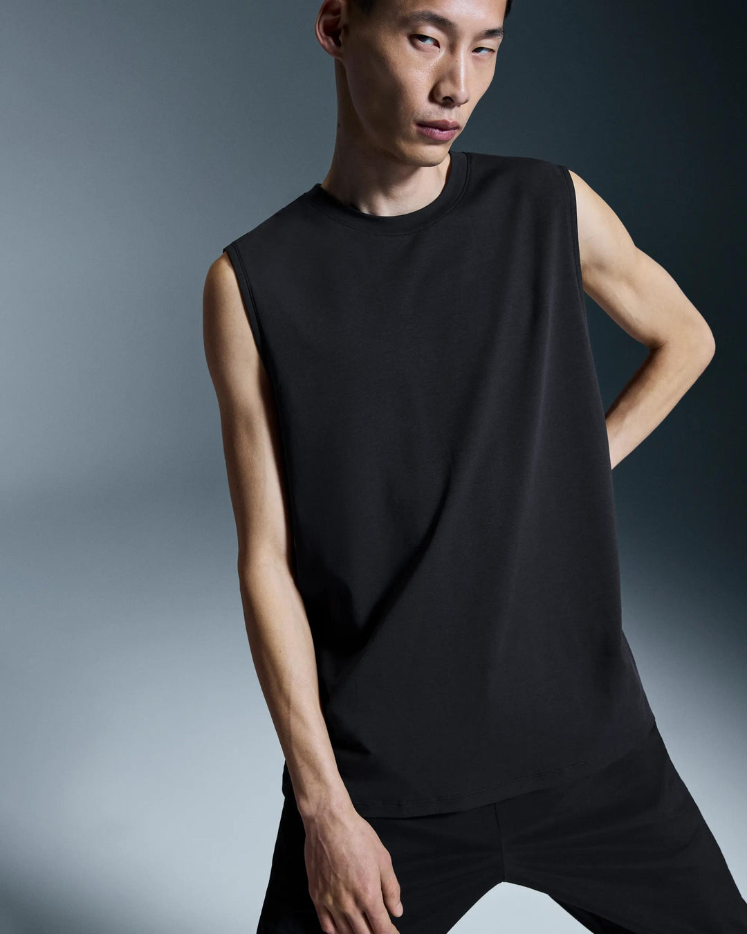 ON Men's Focus Tank - Black