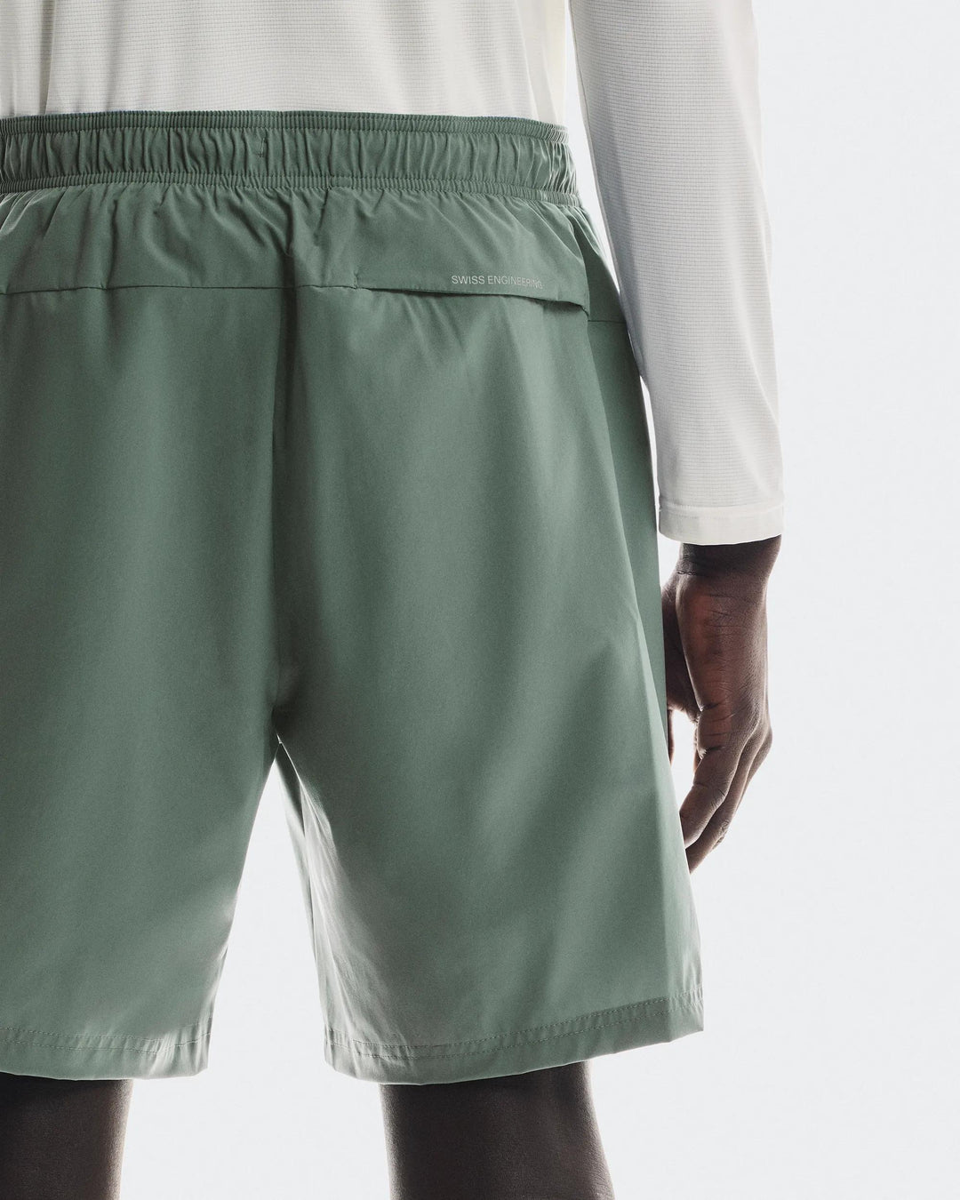 ON Men's 7" Core Shorts - Olive