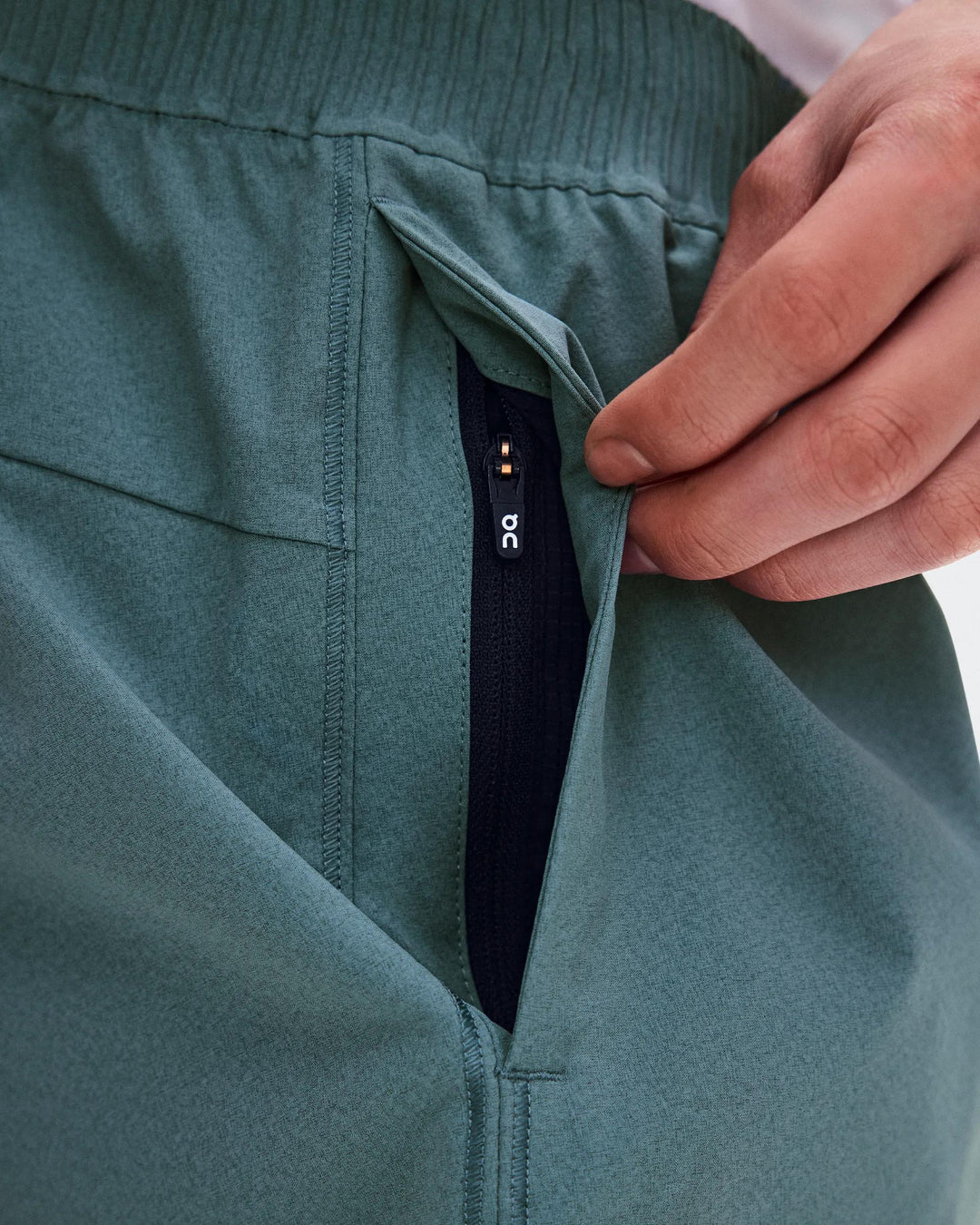 ON Men's Focus Shorts - Agave