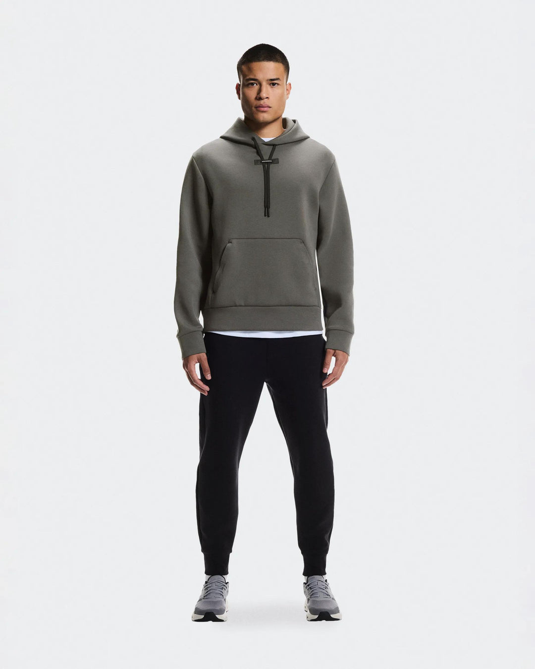 ON Men's Focus Tech Hoodie - Shadow