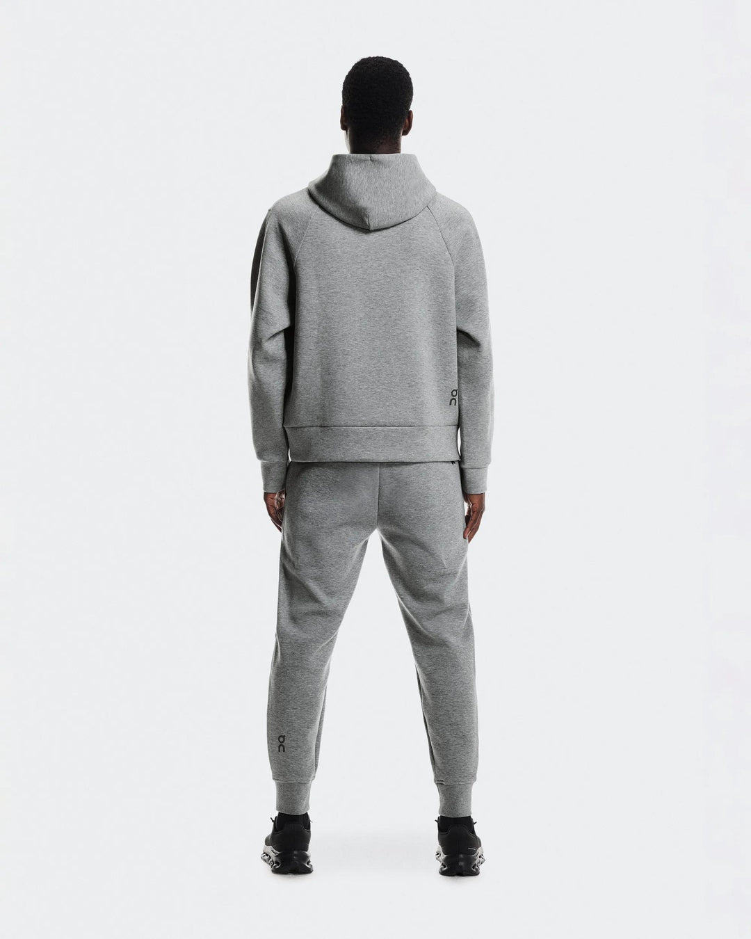 ON Men's Focus Tech Hoodie - Basalt
