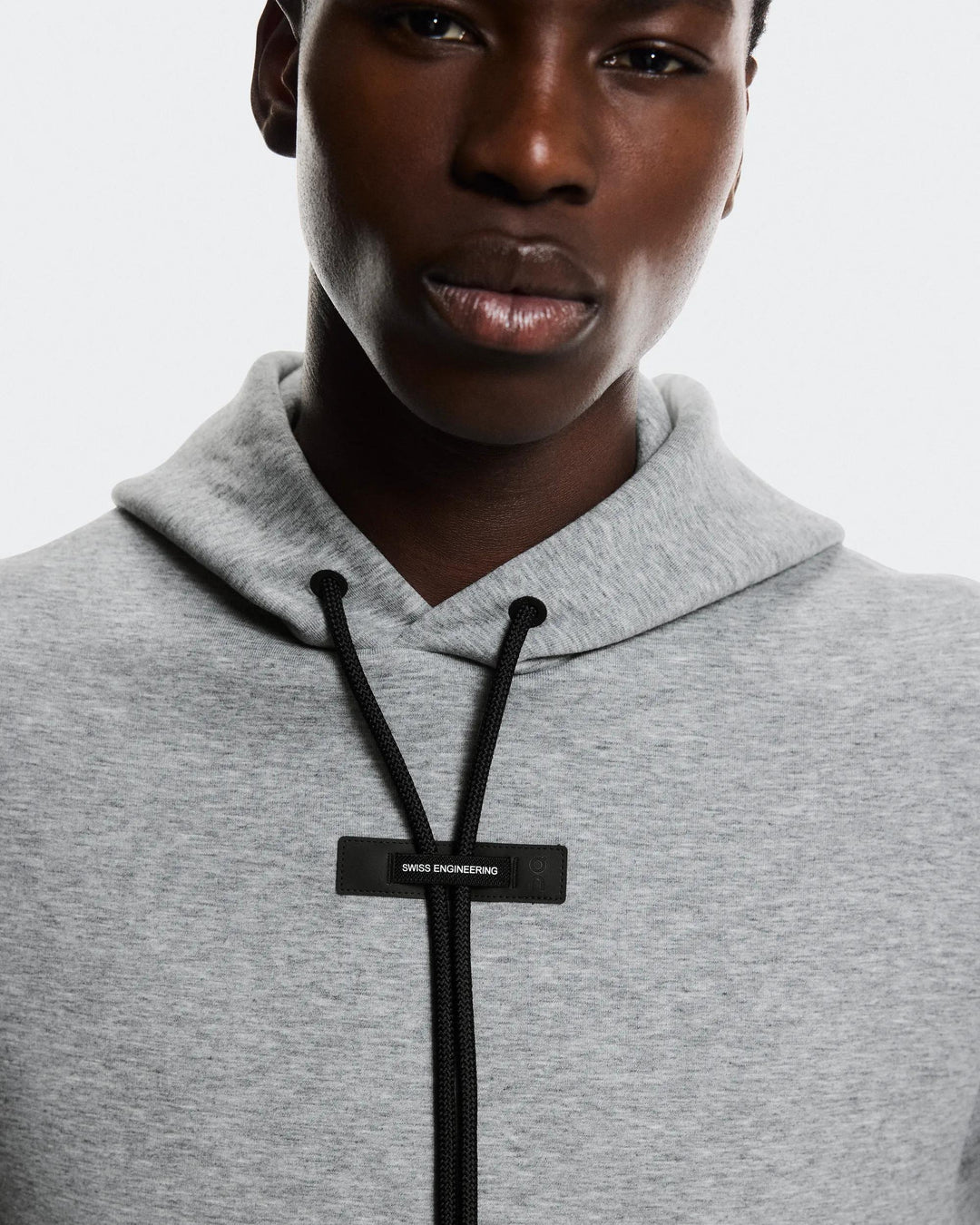ON Men's Focus Tech Hoodie - Basalt
