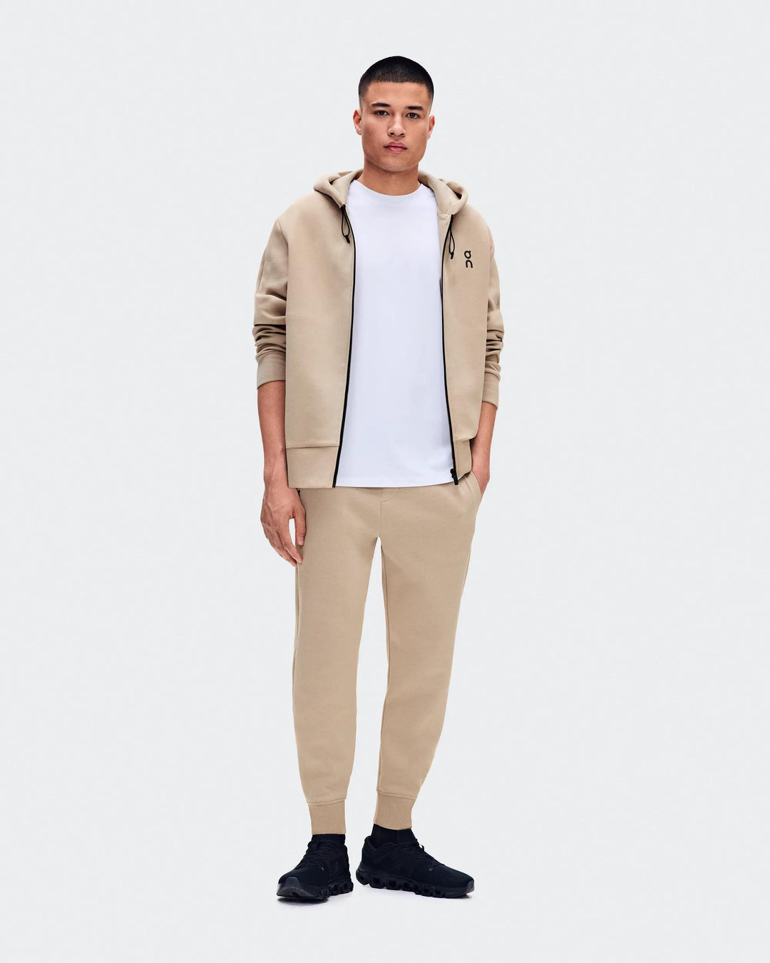 ON Men's Focus Tech Zip Hoodie - Desert