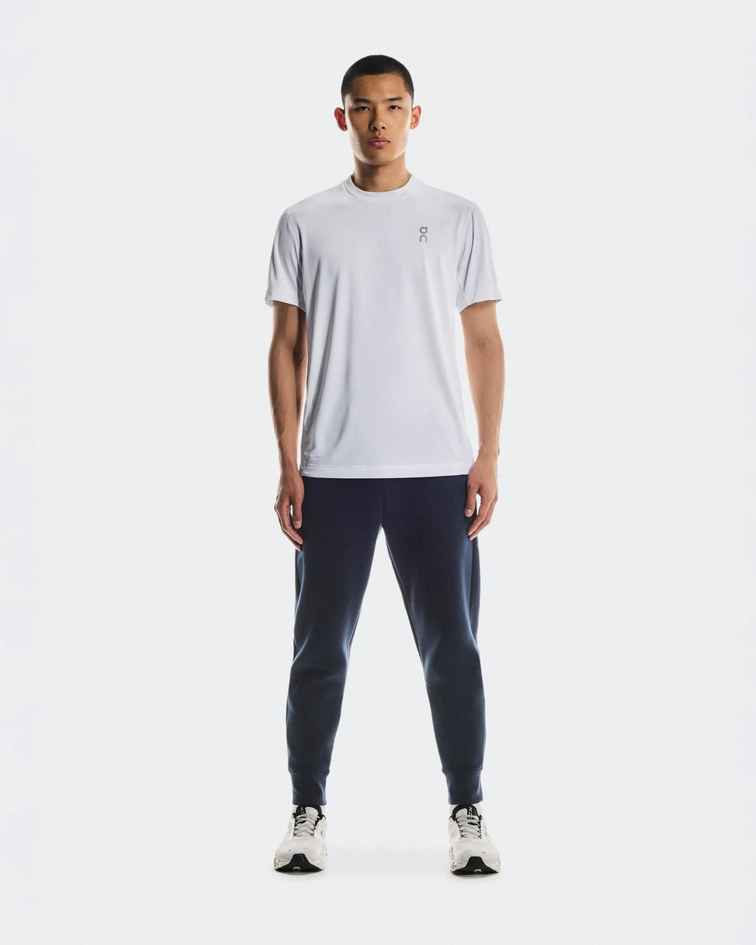 ON Men's Focus Tech Sweatpants - Navy
