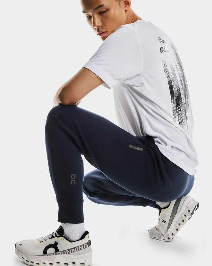 ON Men's Focus Tech Sweatpants - Navy
