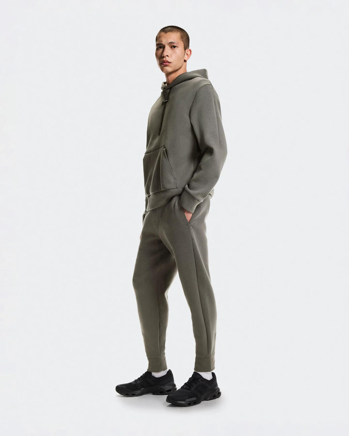 ON Men's Focus Tech Sweatpants - Shadow