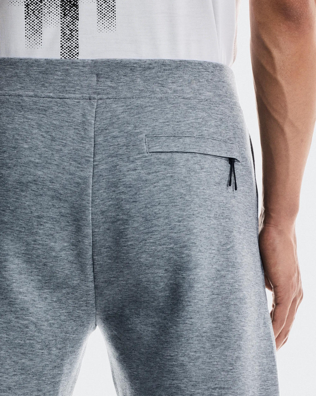 ON Men's Focus Tech Sweatpants - Basalt