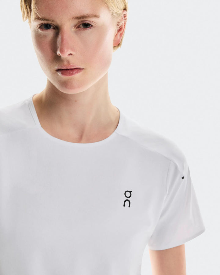ON Women's Performance-T 3 - White Silver