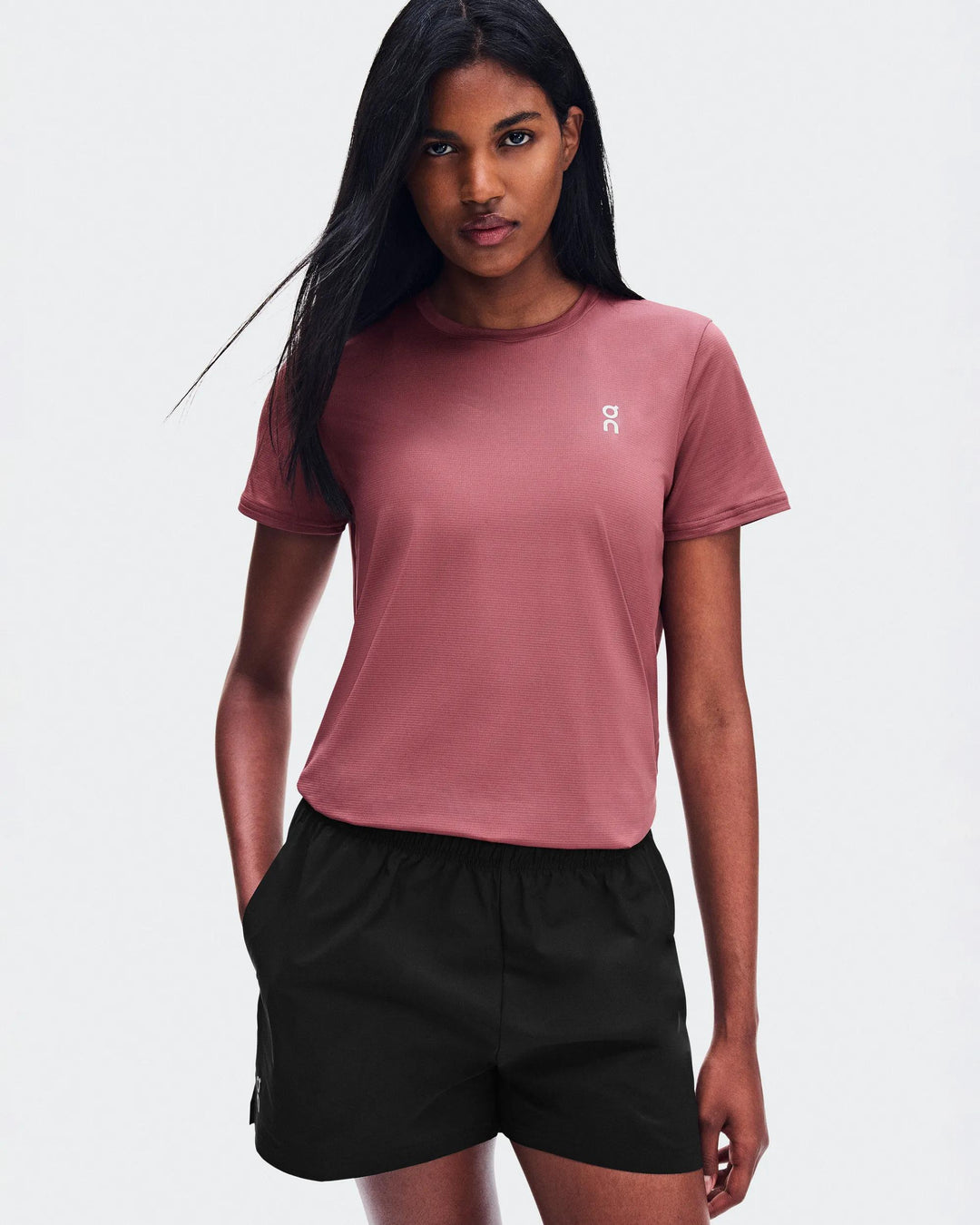 ON Women's Core-T 1 - Barberry