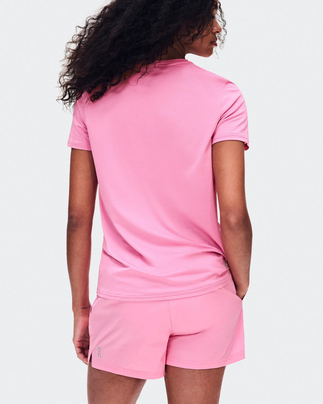 ON Women's Core-T 1 - Bubblegum