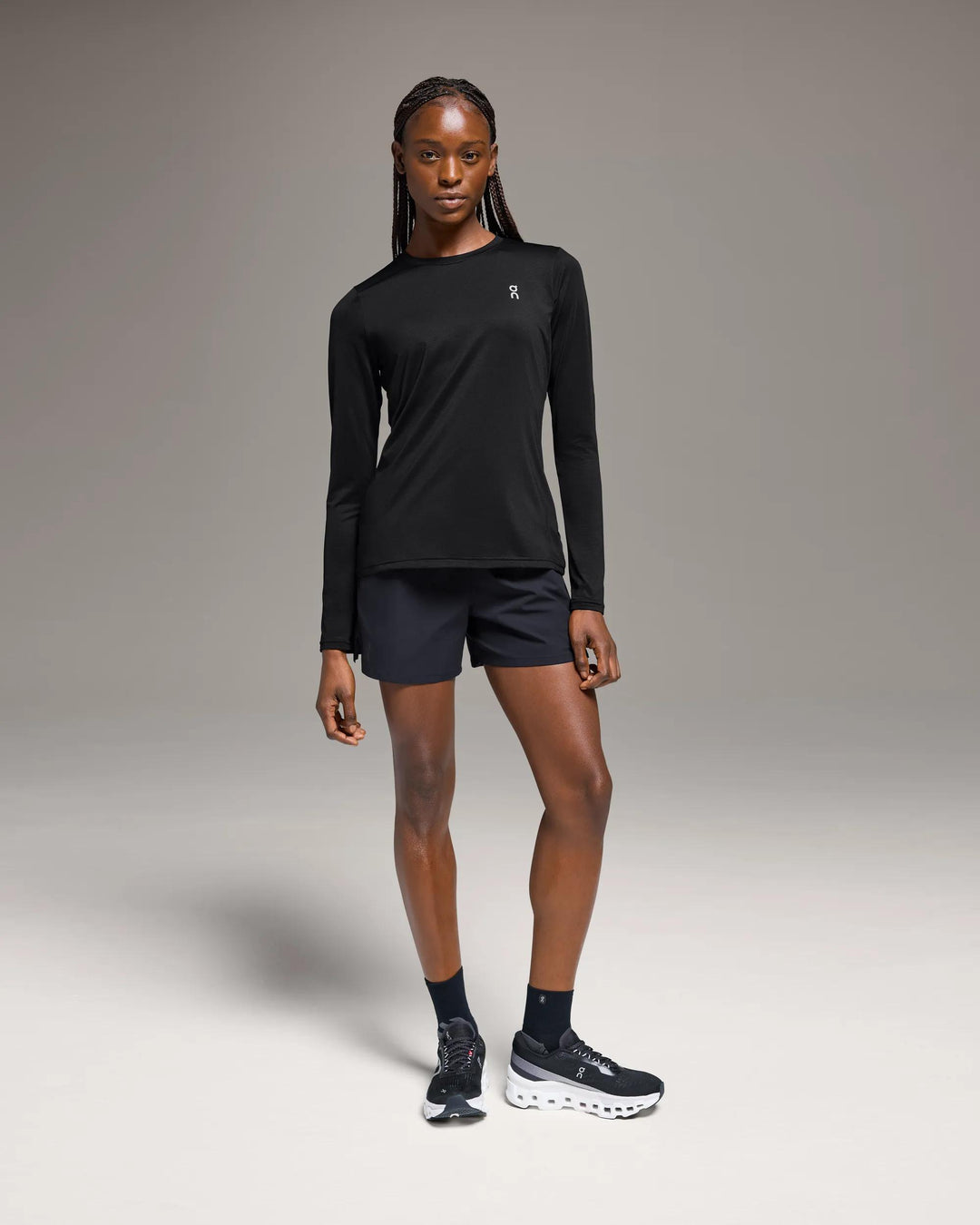 ON Women's Core Long-T 1 - Black