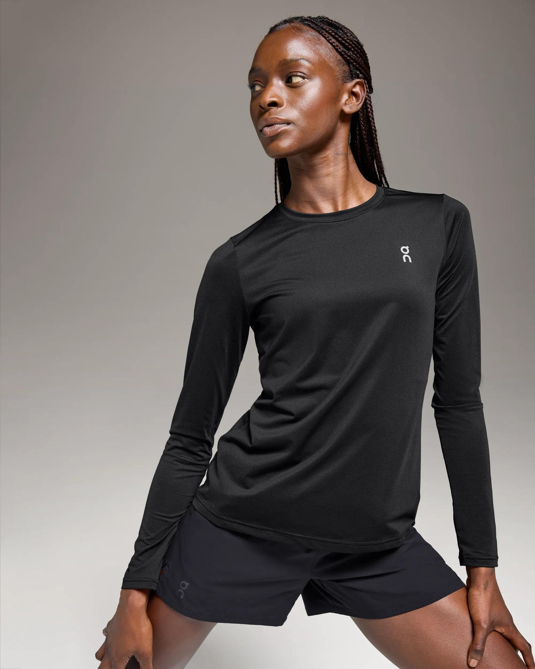 ON Women's Core Long-T 1 - Black