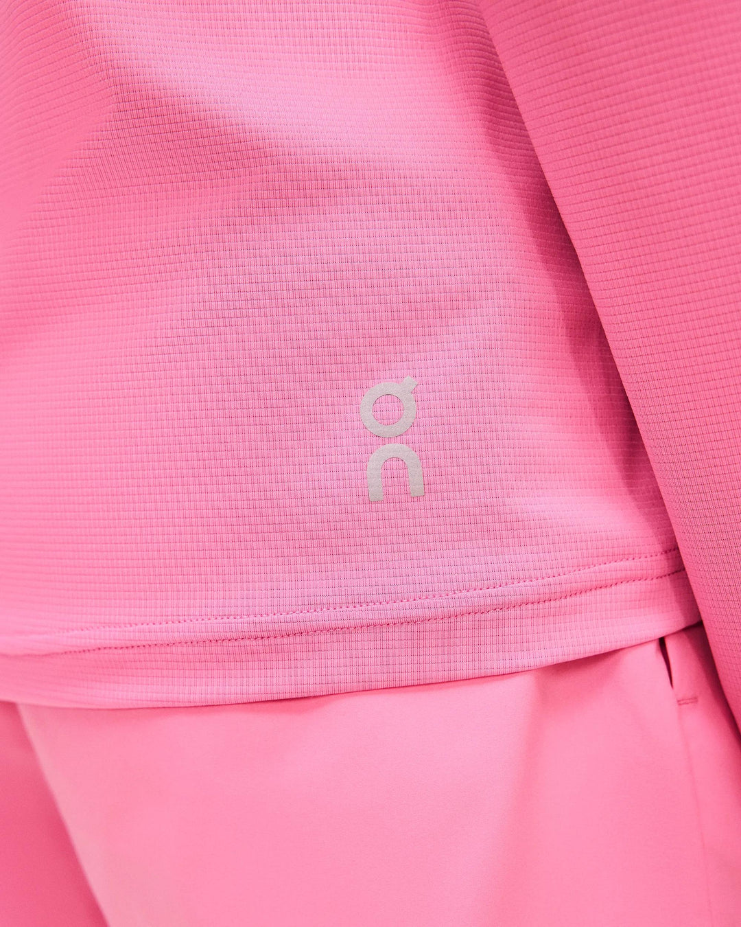ON Women's Core Long-T 1 - Bubblegum