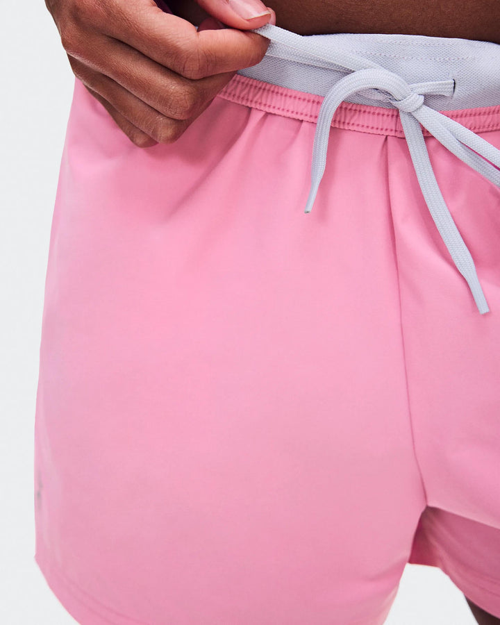 ON Women's 3" Core Shorts - Bubblegum