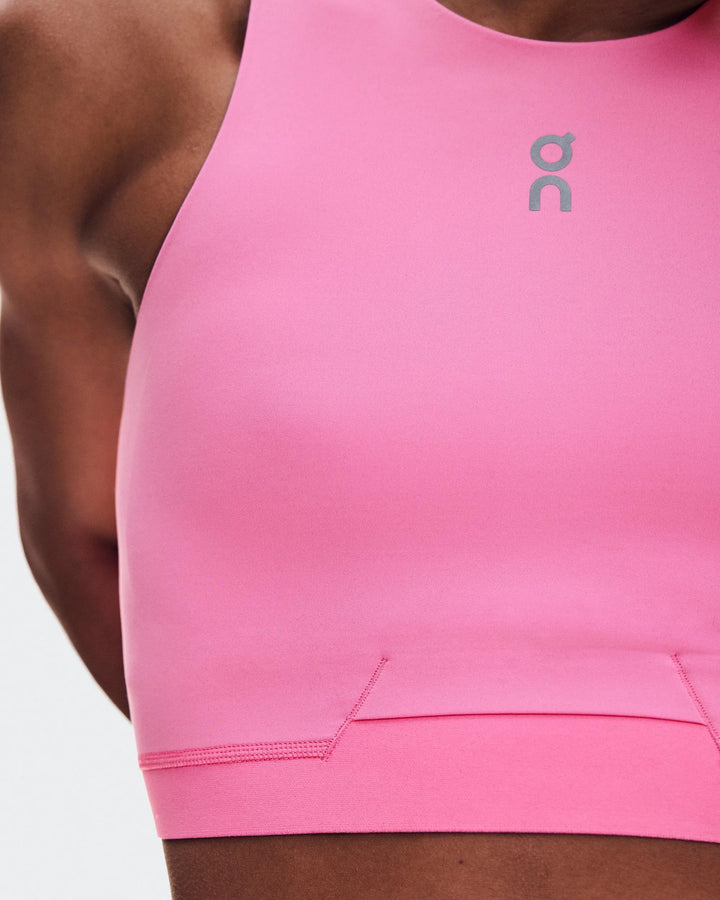 ON Women's Train 2-in-1 Crop - Bubblegum