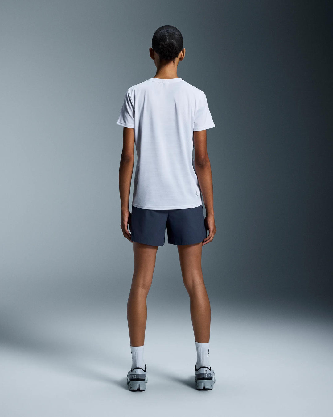 ON Women's 5" Core Shorts - Midnight