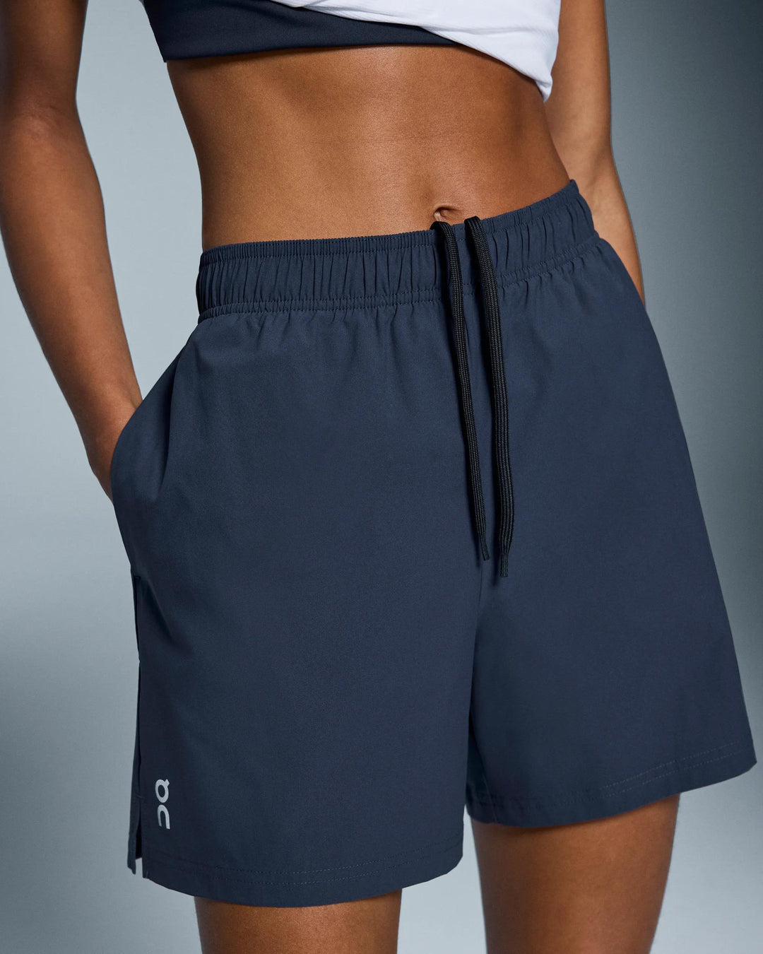 ON Women's 5" Core Shorts - Midnight