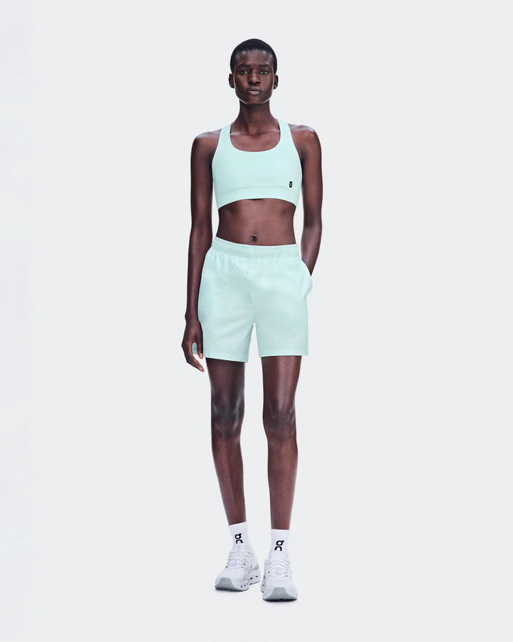 ON Women's 5" Core Shorts - Flurry