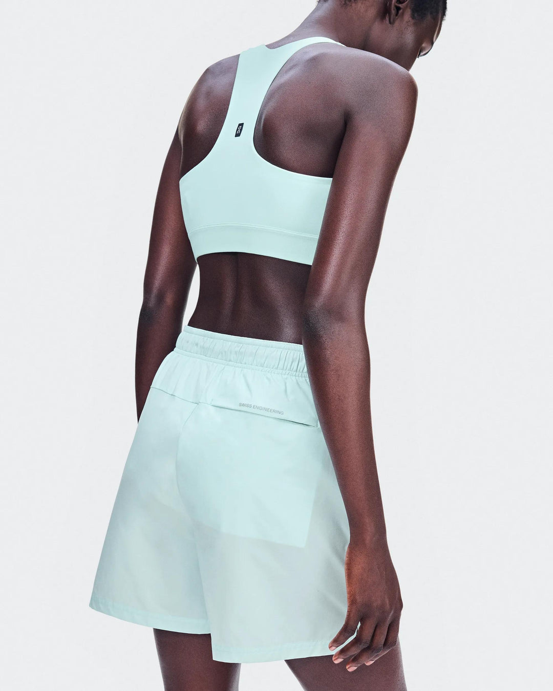 ON Women's 5" Core Shorts - Flurry