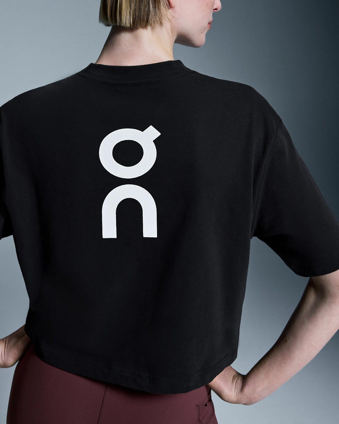 ON Women's Club Boxy-T - Black