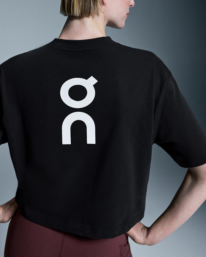 ON Women's Club Boxy-T - Black