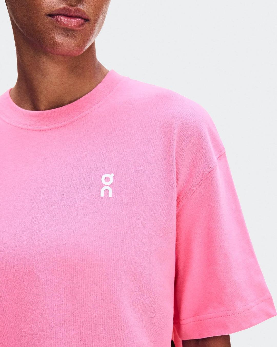 ON Women's Club Boxy-T - Bubblegum