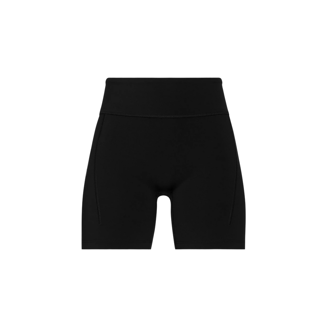 ON Women's Performance Tights Short - Black