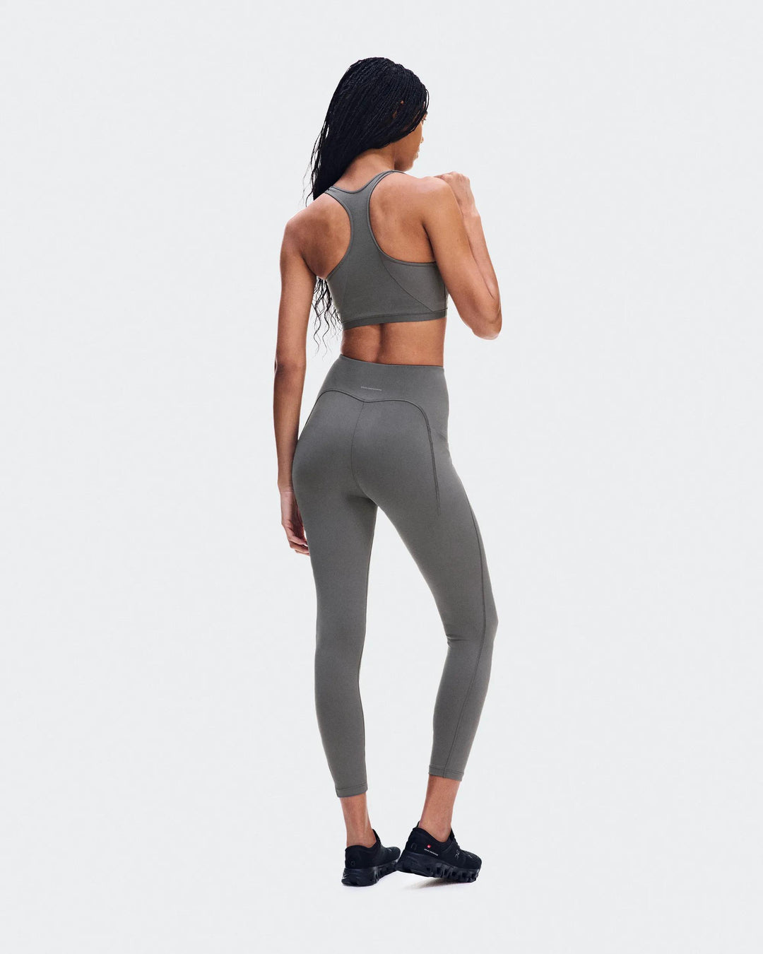 ON Women's Train Bra - Ember