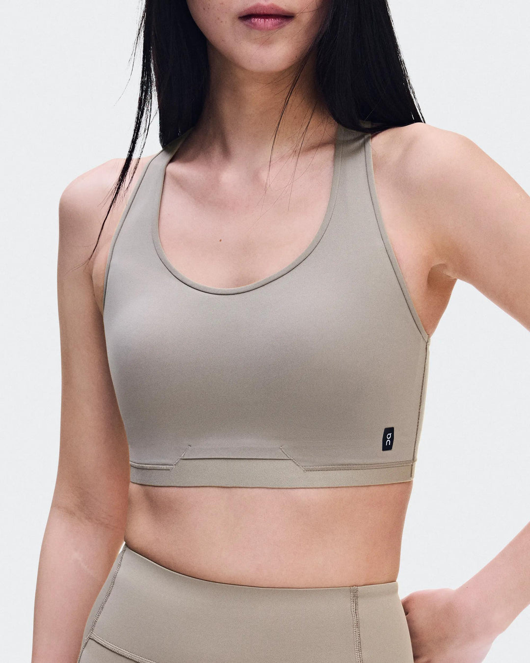 ON Women's Train Bra - Clay