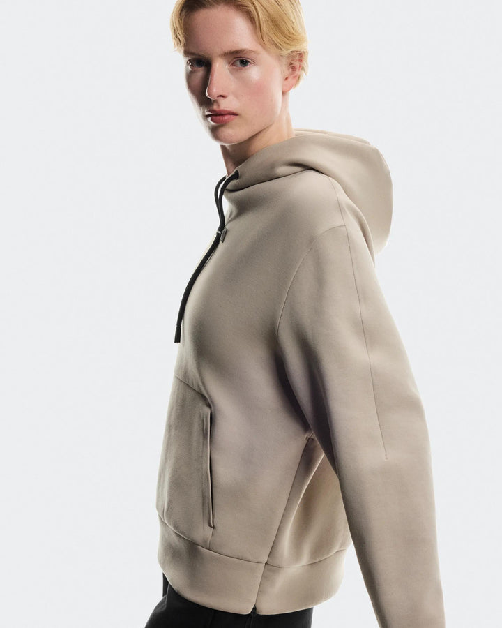 ON Women's Focus Tech Hoodie - Desert