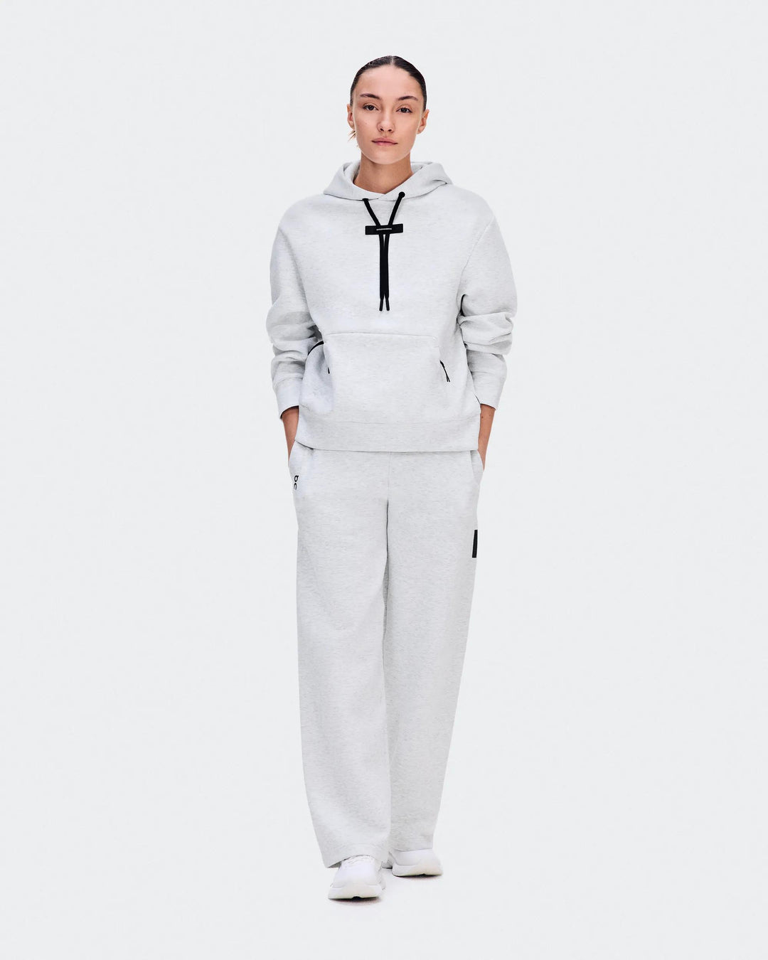 ON Women's Focus Tech Hoodie - Crater