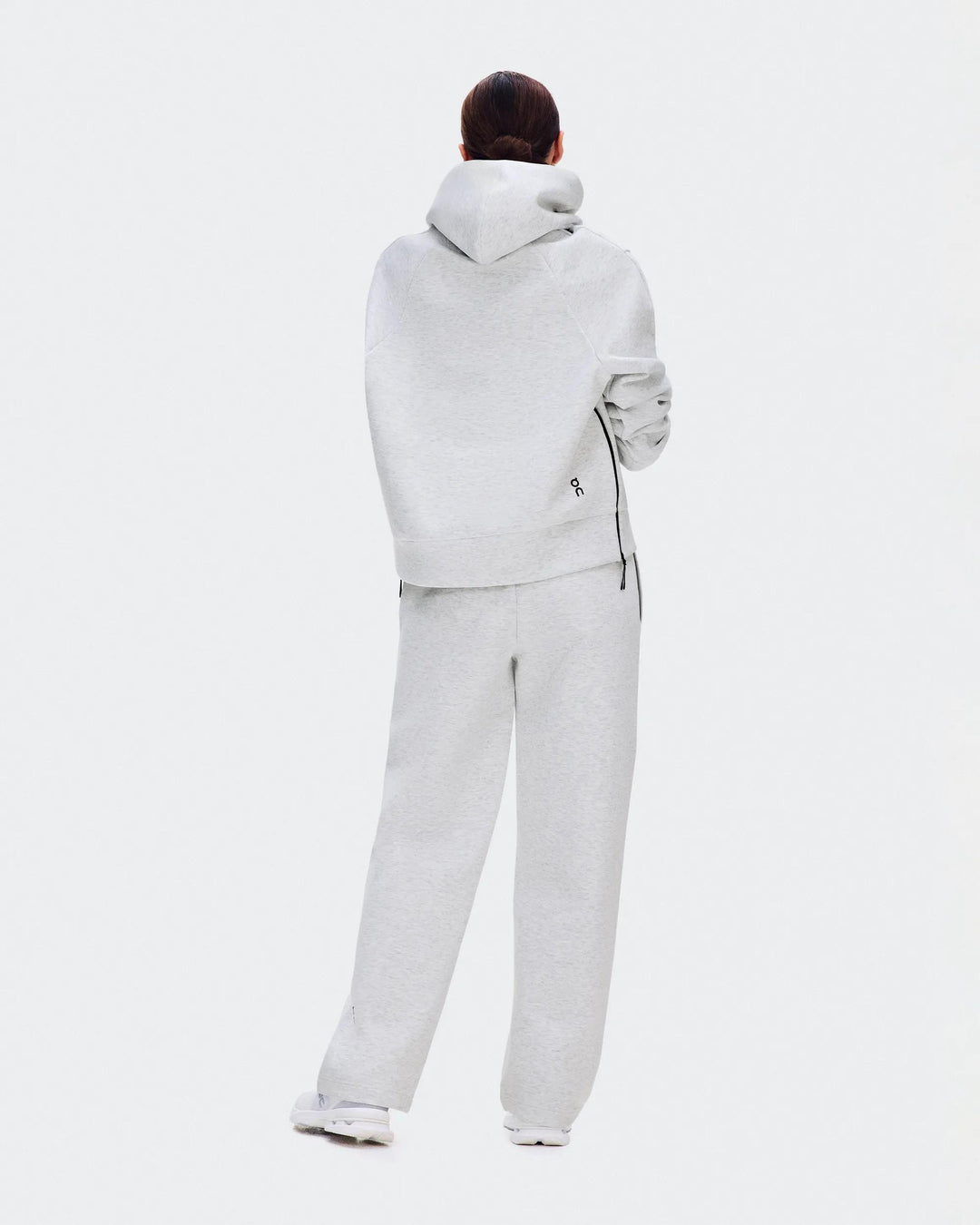 ON Women's Focus Tech Hoodie - Crater
