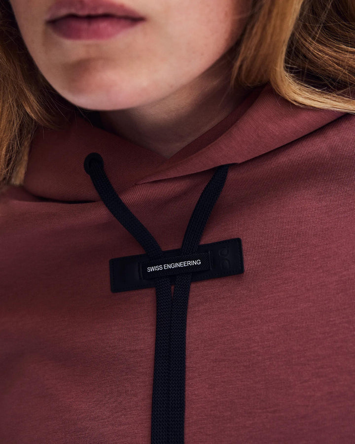 ON Women's Focus Tech Hoodie - Barberry